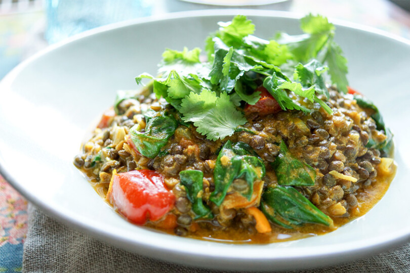 Gesunde Linsen Spinat Curry Rezept, vegan und vegetarisch