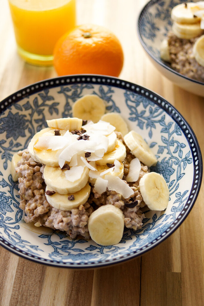 Geröstetes Buchweizen Porridge Rezept mit Bananen, Kasha-Porridge, Glutenfrei, Vegan, Gesund, Low-Fat