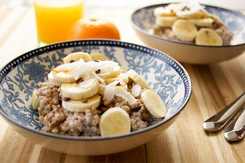 Geröstetes Buchweizen Porridge Rezept mit Bananen, Kasha-Porridge, Glutenfrei, Vegan, Gesund, Low-Fat, Elle Republic