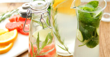 Detox Wasser zum Durstlöschen und Entgiften