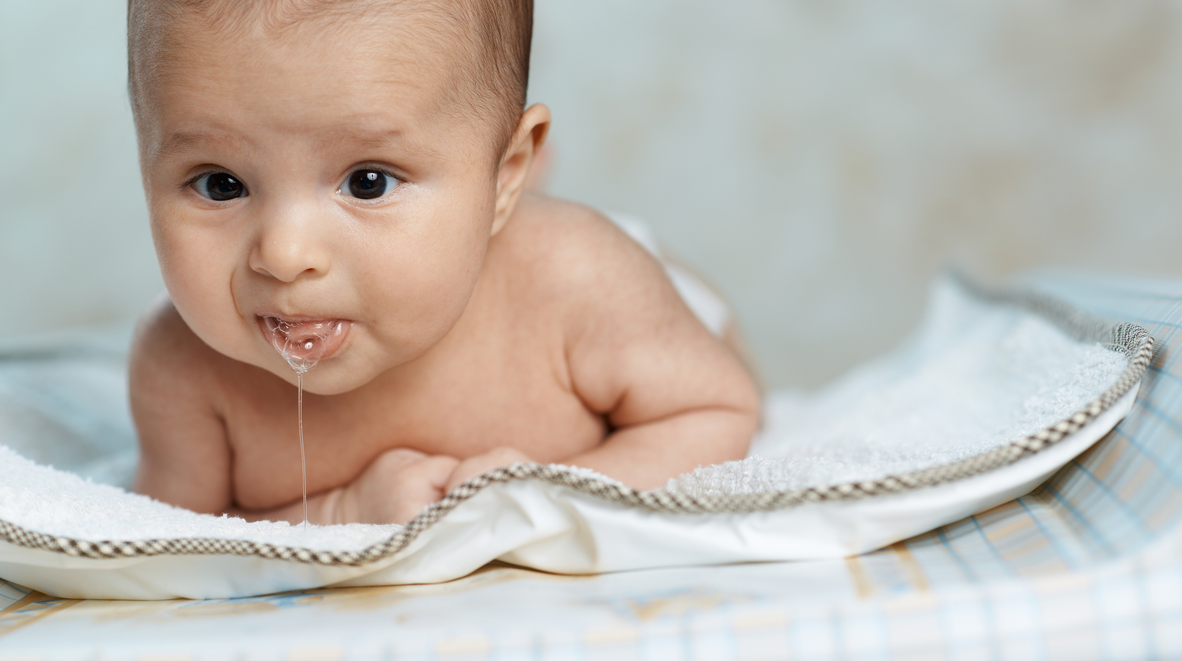 Reflux Bei Babys Und Kindern Wie Eltern Helfen Konnen