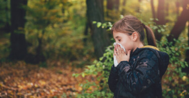 Heuschnupfen bei Kindern - Kind mit Heuschnupfen