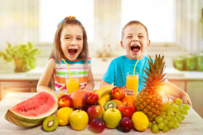 Vitamine für Kinder – zwischen Eisen, Vitamin D und Co.