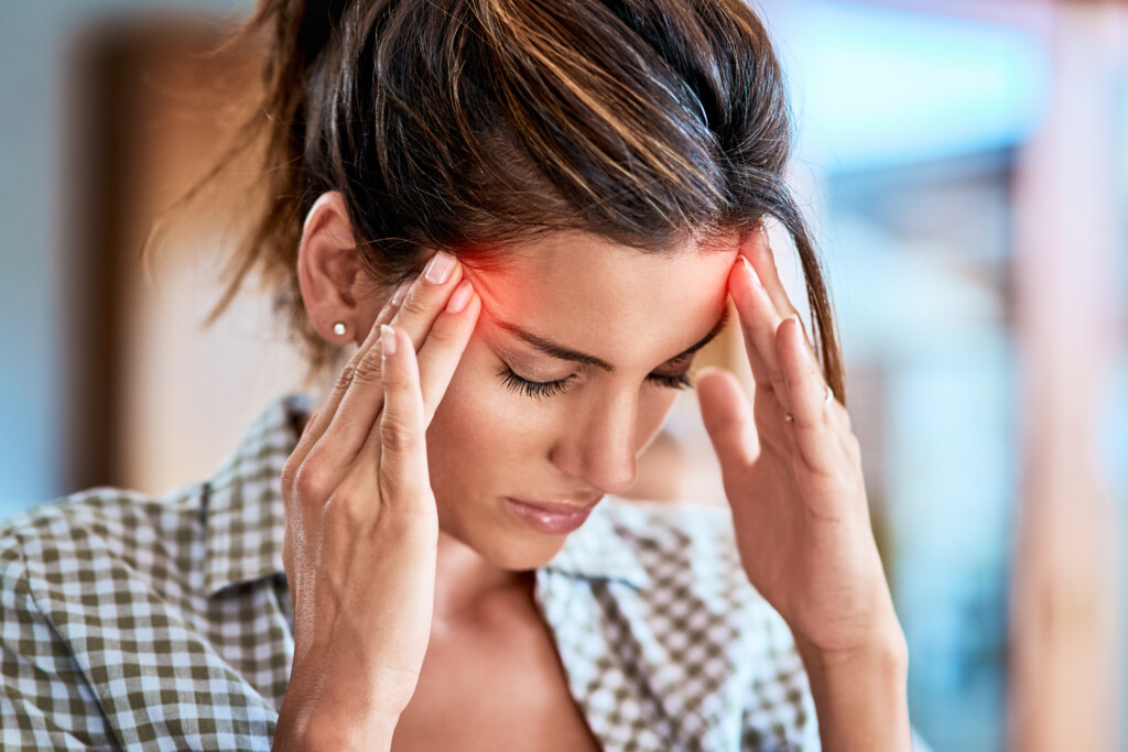 Homöopathie gegen Kopfschmerzen bei Frauen 